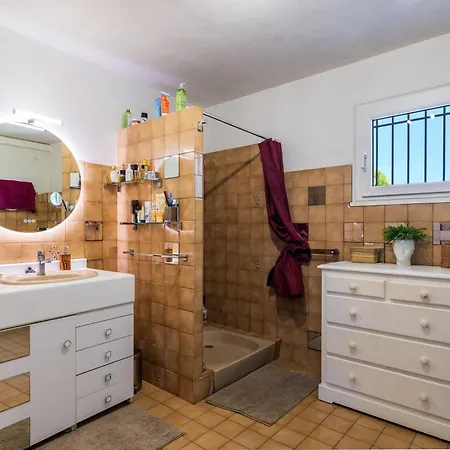 Βίλα Charming Sea View With Jacuzzi And Private Garden