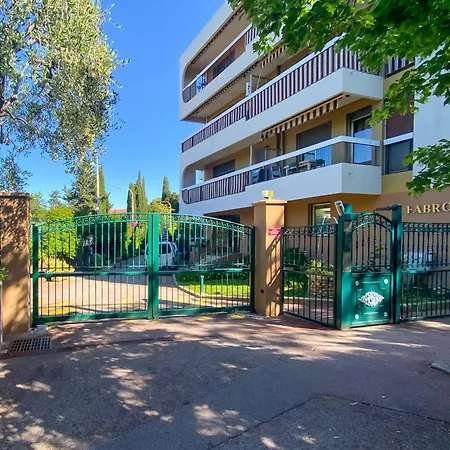 Βίλα Charming Sea View With Jacuzzi And Private Garden